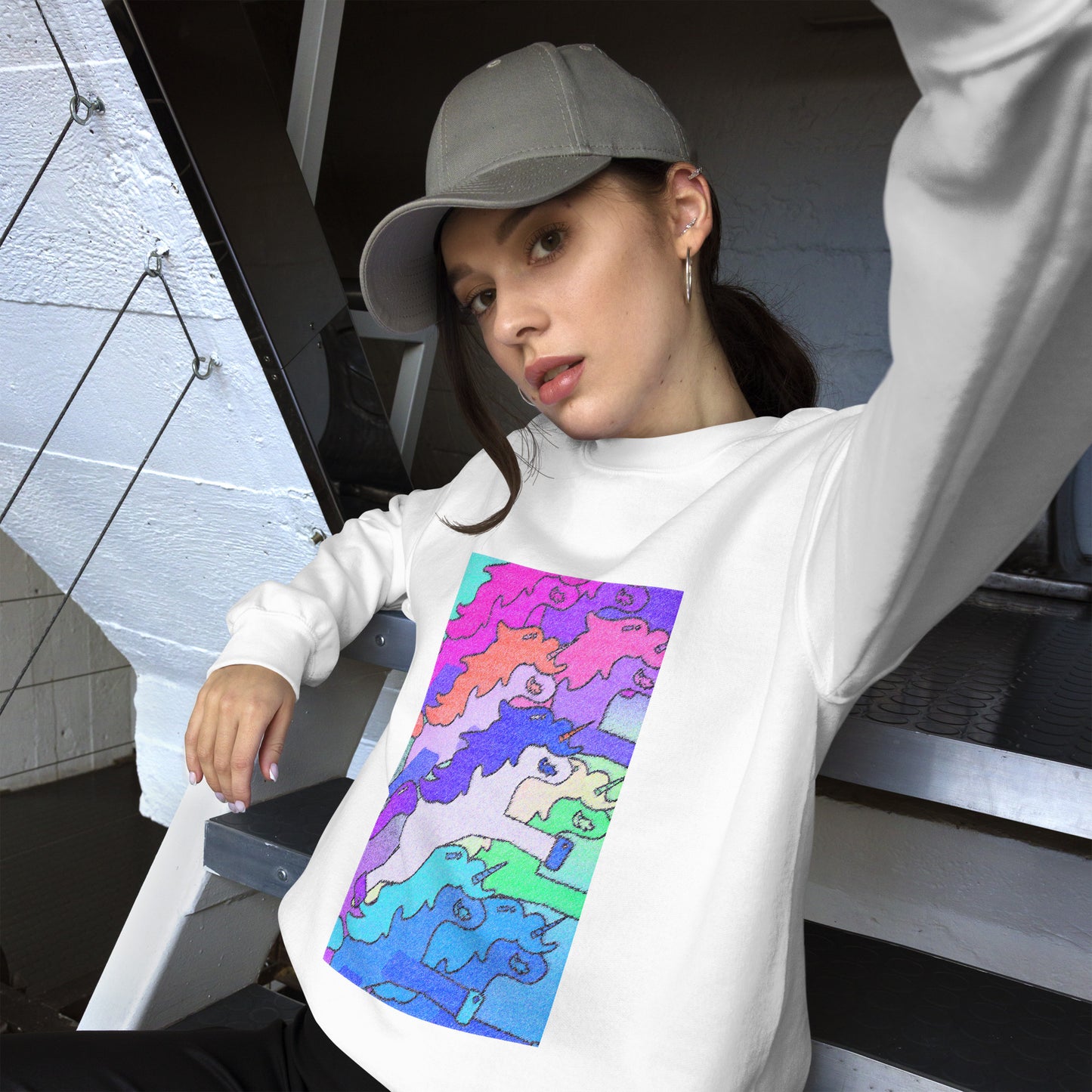 【送料無料】ILLUSION ブルー|スウェット(ホワイト・ブラック)