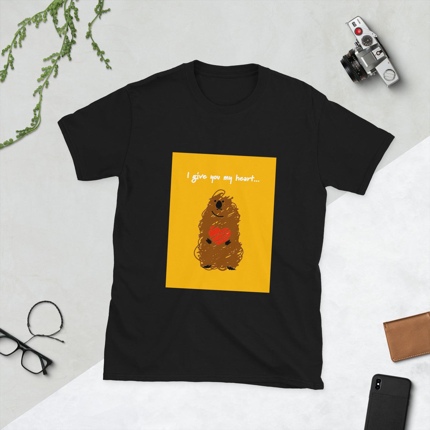 【送料無料】I give you my heart... イエロー｜Ｔシャツ（ホワイト・ブラック）