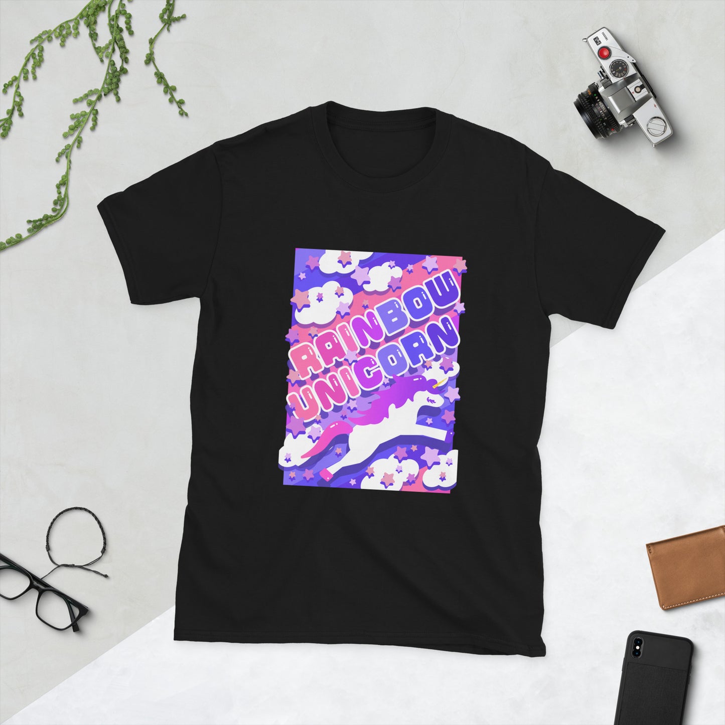 【送料無料】RAINBOW UNICORN バイオレット｜Ｔシャツ（ホワイト・ブラック）